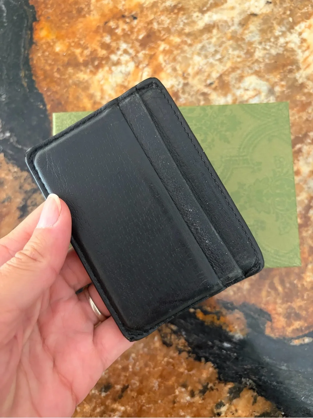 Gucci animale bee card holder